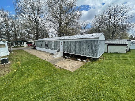 2nd image of 82 Harold Dr #82