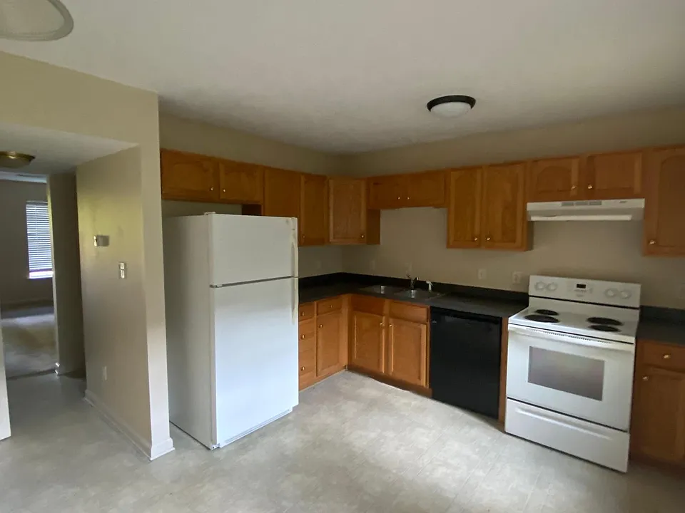 111 E 12th St #D