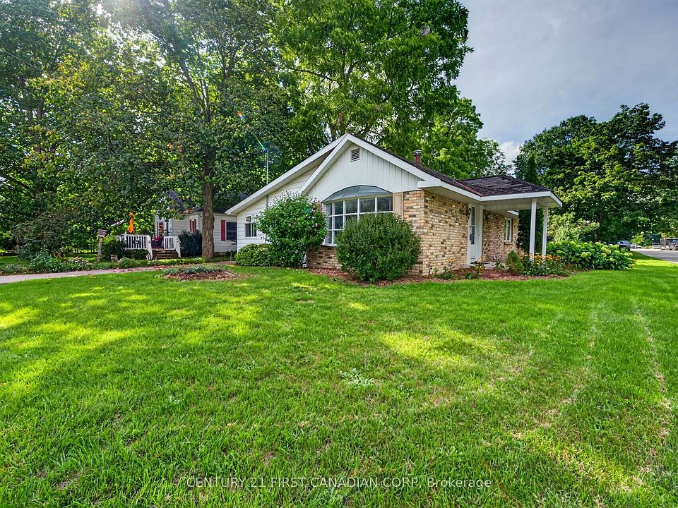 1st image of 9 Park Cres