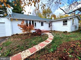 16938 Shinham Rd, Hagerstown, MD 21740