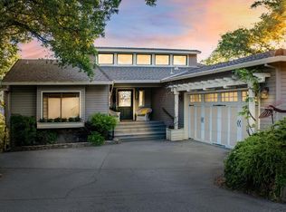 11334 Buckeye Cir, Penn Valley, CA