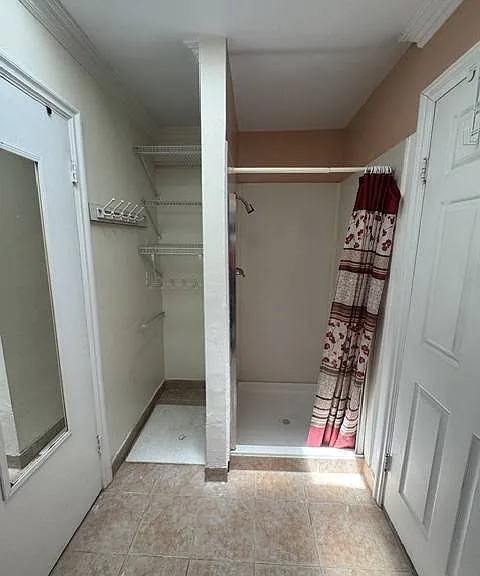 927 Bedford St — Photo 6