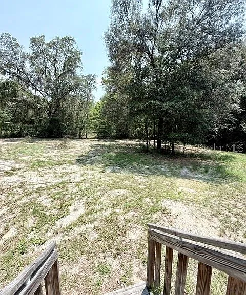 877 SE 38th Way — Photo 22