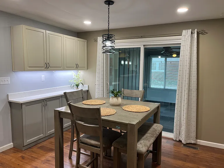 301 S Village Dr — Photo 18