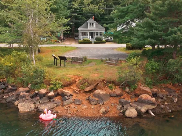 1237 Purcells Cove Rd, Halifax, NS B3P 1B3