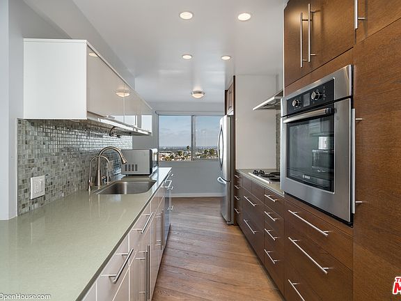 5th image of 7250 Franklin Ave Unit 502