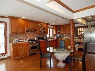 191 Hillcrest Ave, Leonia, NJ, 07605