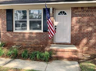 143 Edgewood Cir, Barnesville, GA 30204