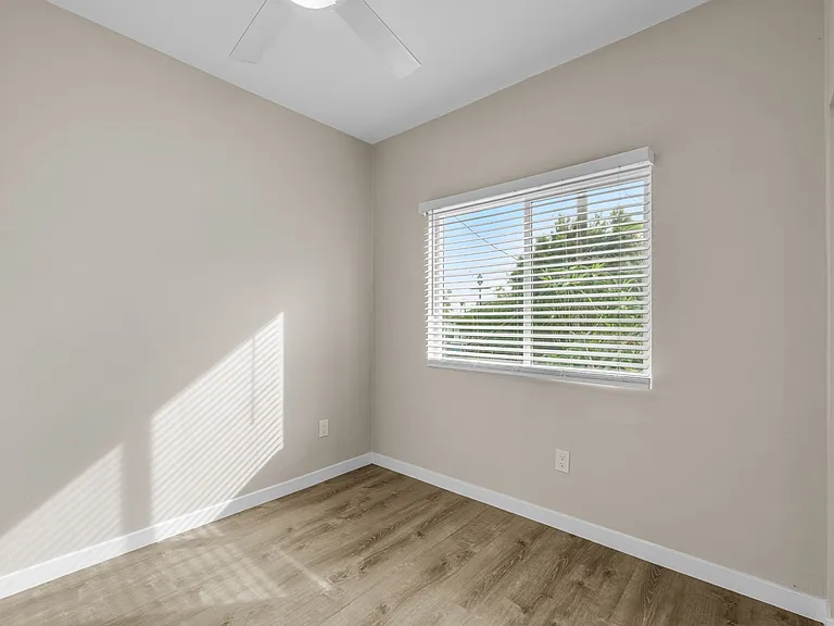 6323 Mesita Dr — Photo 6