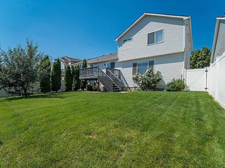 4307 S Stonington Ln — Photo 3