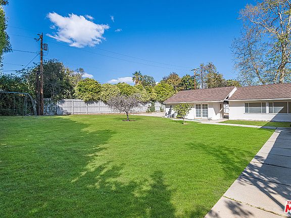 4th image of 13211 Old Oak Ln