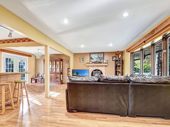 2nd image of 16123 S Peerless Dr
