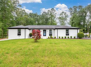204 Sourwood Dr, Seneca, SC 29678