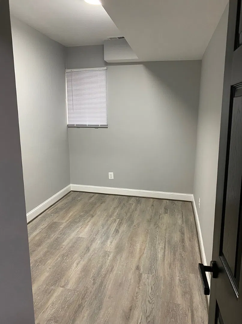 2311 Anoka Avenue $900 Room Available (Private Bath) — Photo 4