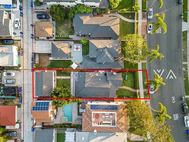 423 Pomona Ave — Photo 48