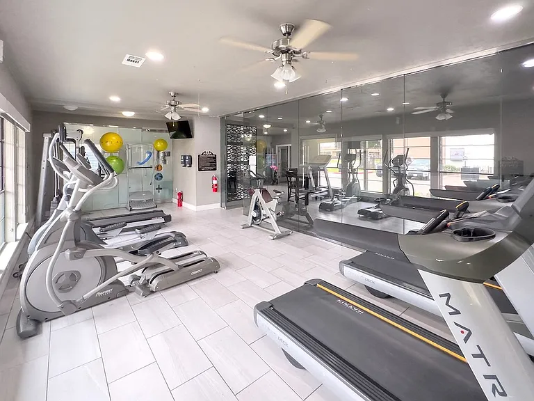 Crosby at Westchase Apartments — Photo 11