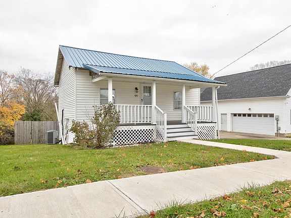4th image of 99 Bath Ave