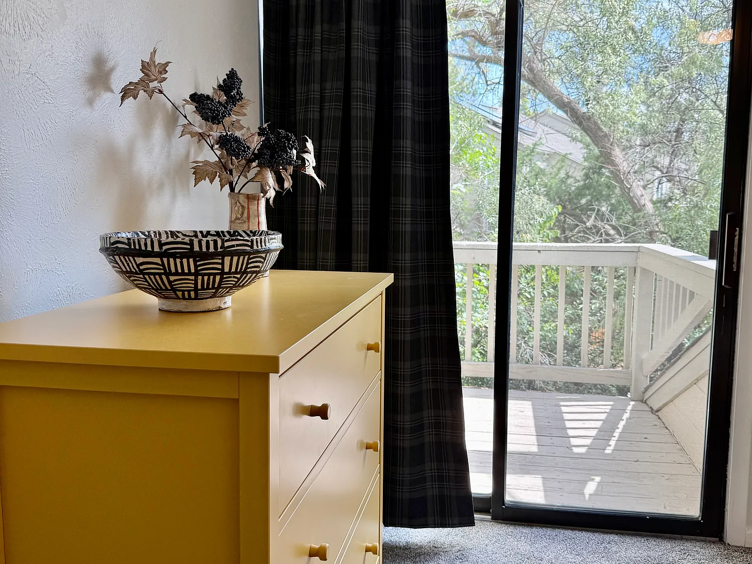 2 bed, 900 sqft, $3,000 — Photo 4