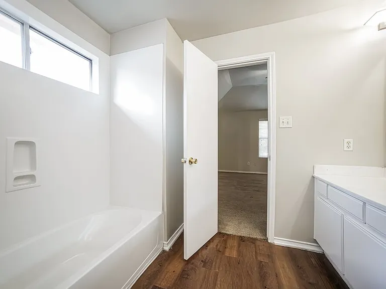 19723 Shores Edge Dr — Photo 12