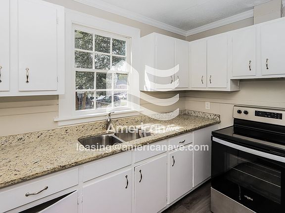 873003_004_wm_-_kitchen_13125272.jpg