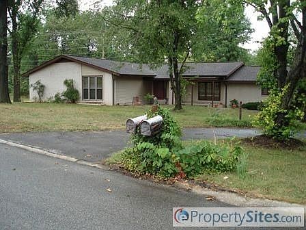 1st image of 1517 Oxford Dr