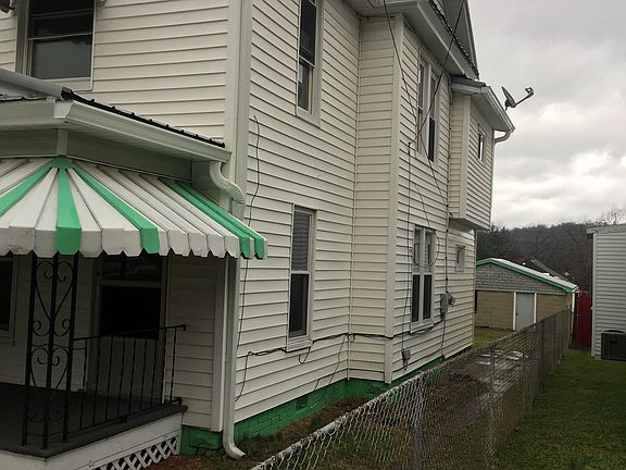 5th image of 3611 6th Ave