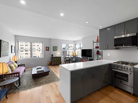 2nd image of 20 E 9th St #17A