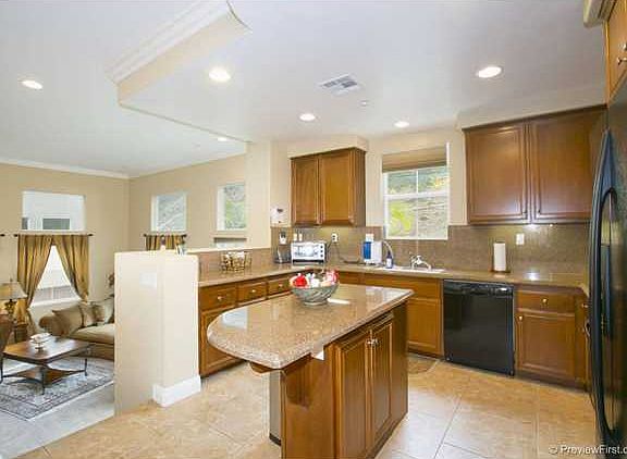 5th image of 2664 Villas Way