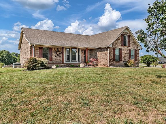 3rd image of 3656 Fieldstone Dr