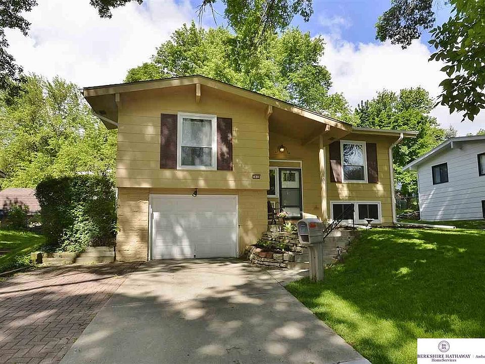 1st image of 3830 N 100th Ave