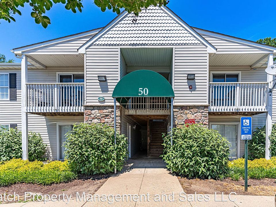 1st image of 50 White Pine Cir APT 203