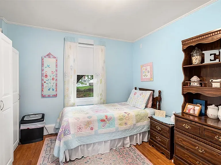 94 Stanton St — Photo 15