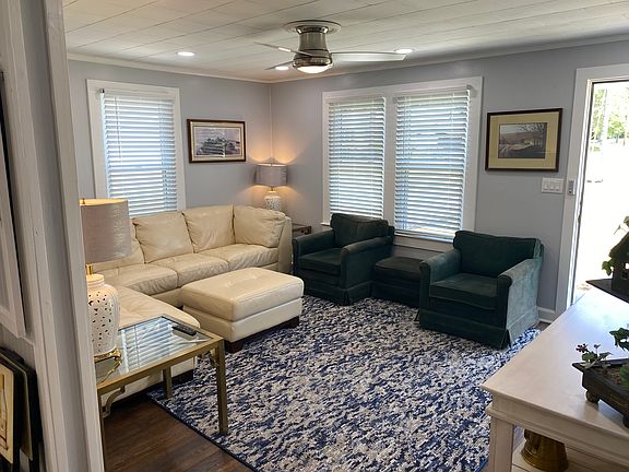 5th image of 213 Brittian Dr