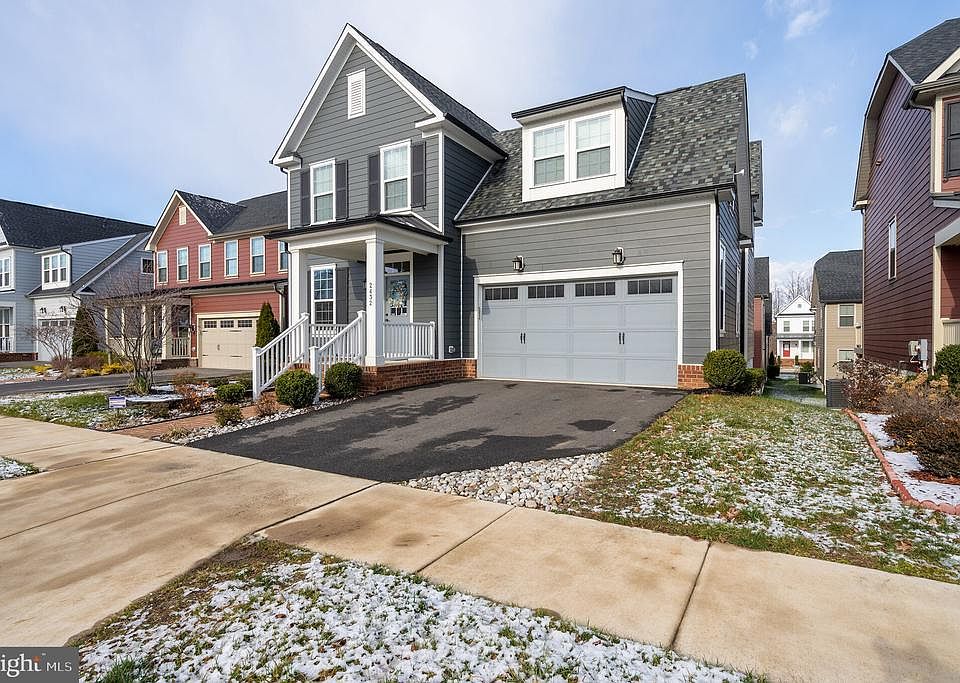 1st image of 2432 Glouster Pointe Dr
