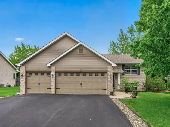 1004 Bridle Creek Dr, Jordan, MN 55352