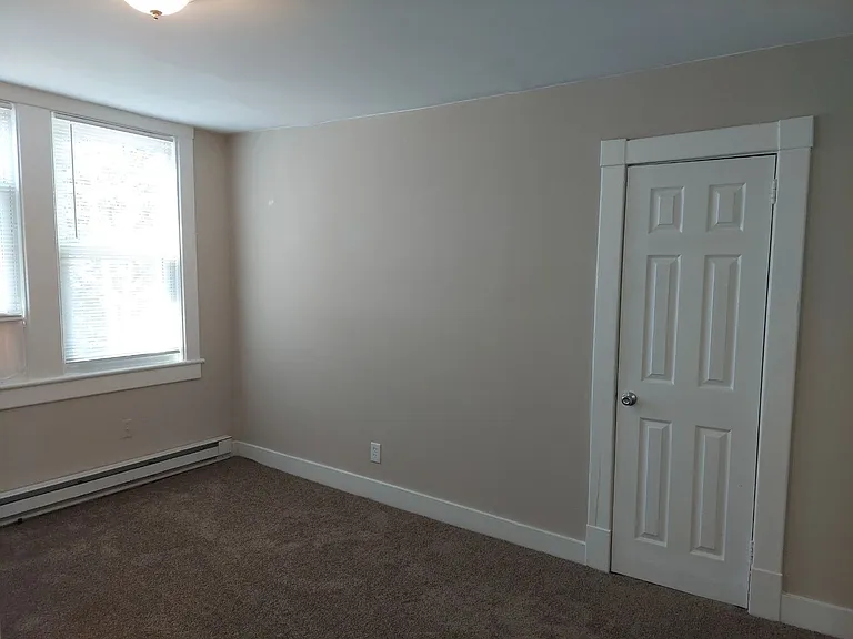 150 Florida Ave — Photo 4