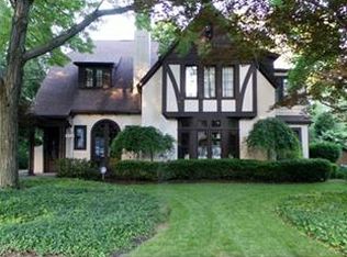 2718 Ridgewood Ave, Alliance, OH 44601