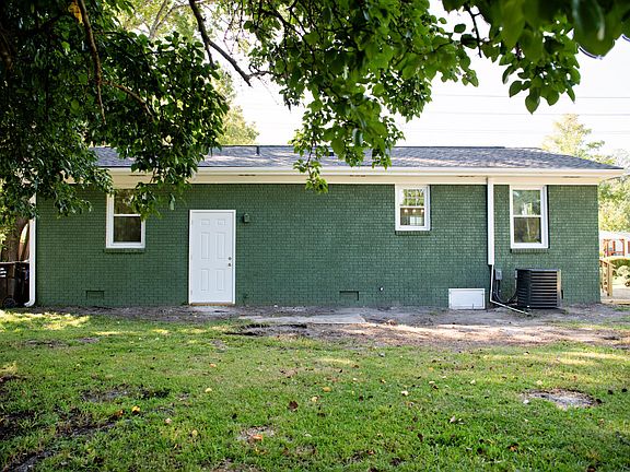4th image of 256 W Lillington St