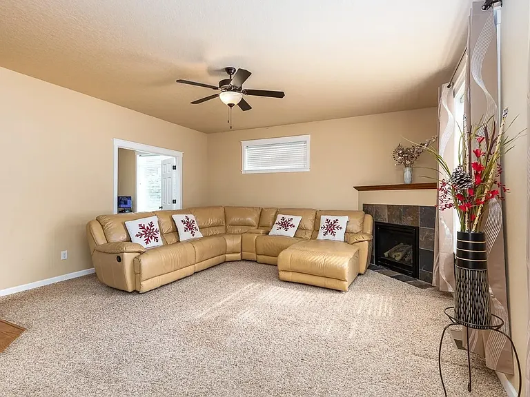 1653 Brantingham Rd — Photo 14