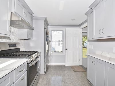 1211 Page Blvd, Springfield, MA, 01104