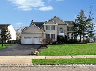 78 E Rolling Hills Ct, Toms River, NJ