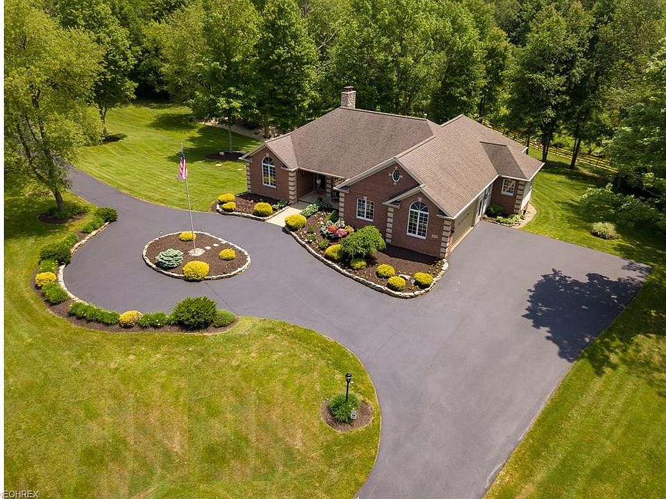 1st image of 14800 Fairmeadow Ln