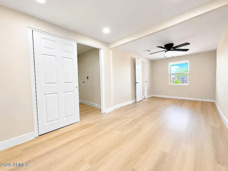 3 bed, 1361 sqft, $1,645 — Photo 3