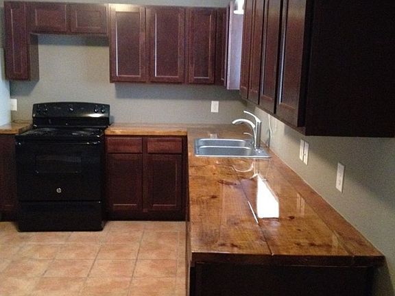 5th image of 125 Cometa St