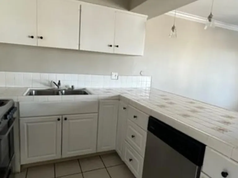 25822 Walnut St #1 — Photo 9