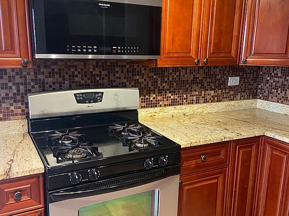 5th image of 5516 W Higgins Ave APT 1NW