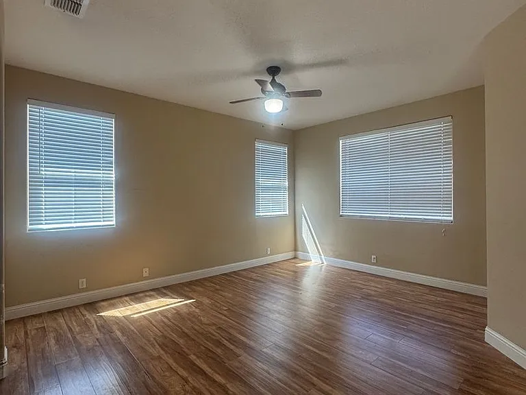 10140 Van Brocklin Way — Photo 3