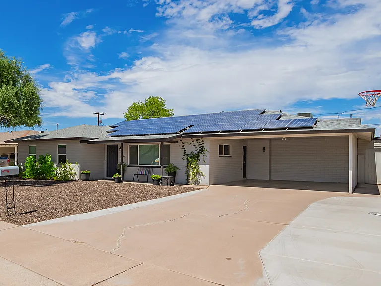 2136 W Village Dr — Photo 6