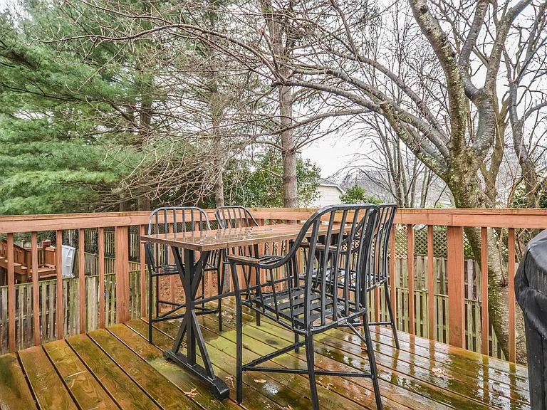 27 Cross Country Ct — Photo 37