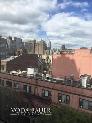 Rented by Voda Bauer Real Estate | media 12